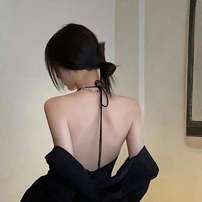 红色谜团